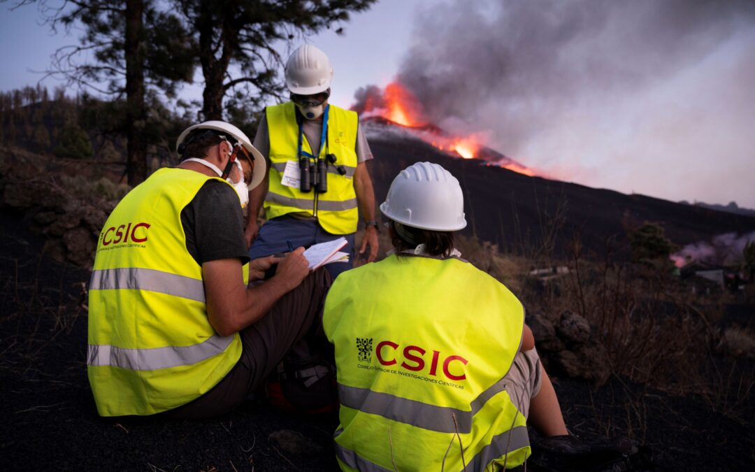 Mesa redonda sobre la ciencia desarrollada por el CSIC durante la erupción de La Palma